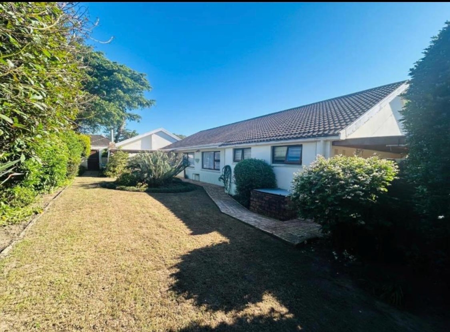 3 Bedroom Property for Sale in Beacon Bay Eastern Cape